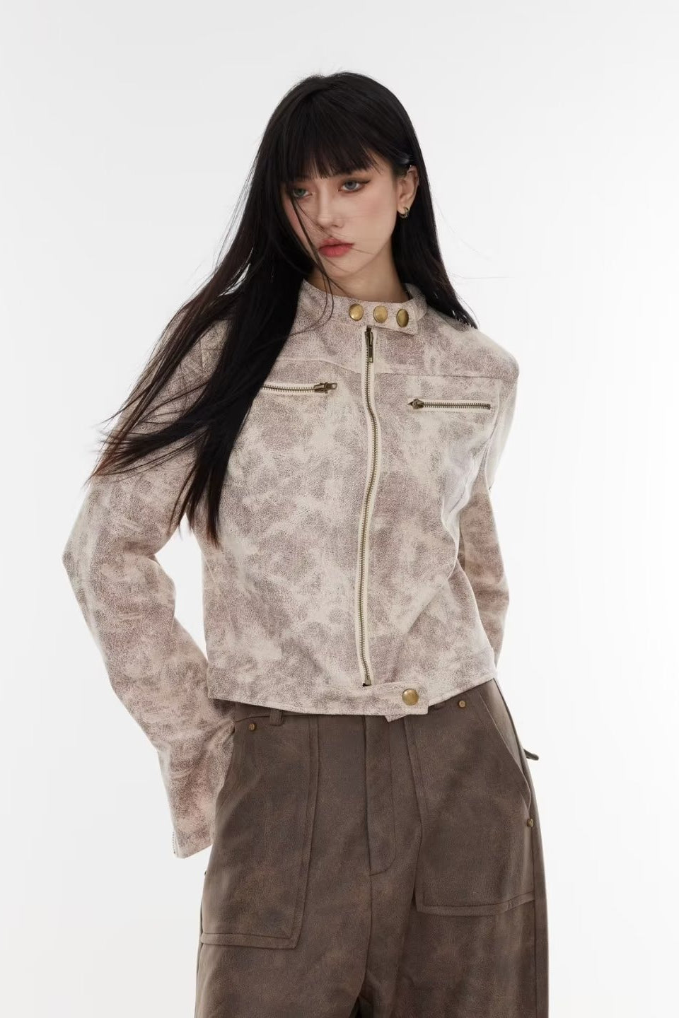 Well Tailored Jacket with a Graceful Silhouette