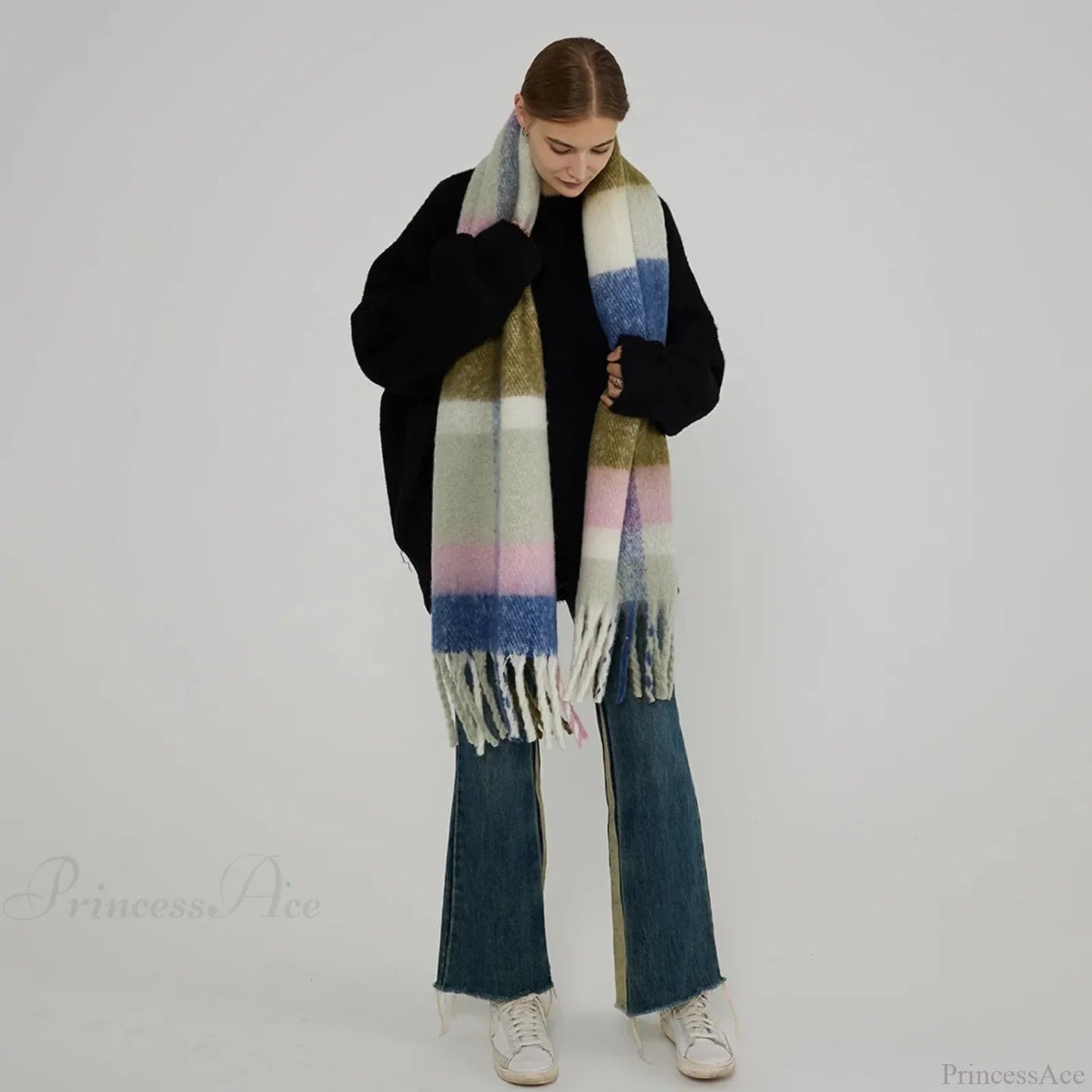 Effortlessly Elegant Garment with a Timeless Design