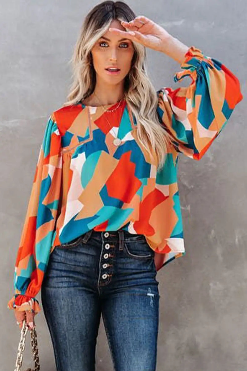 Beautifully Crafted Blouse in a Classic Style