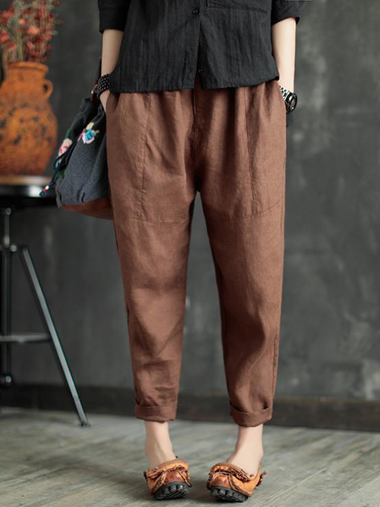 Effortlessly Elegant Pants with a Timeless Design