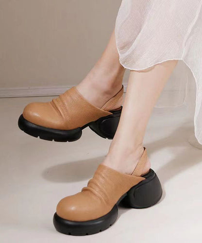 Classic Vintage Sandals with a Flattering Fit