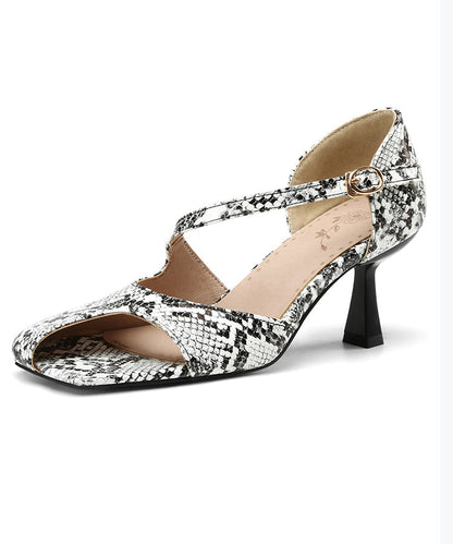 Well Tailored Heels with a Graceful Silhouette