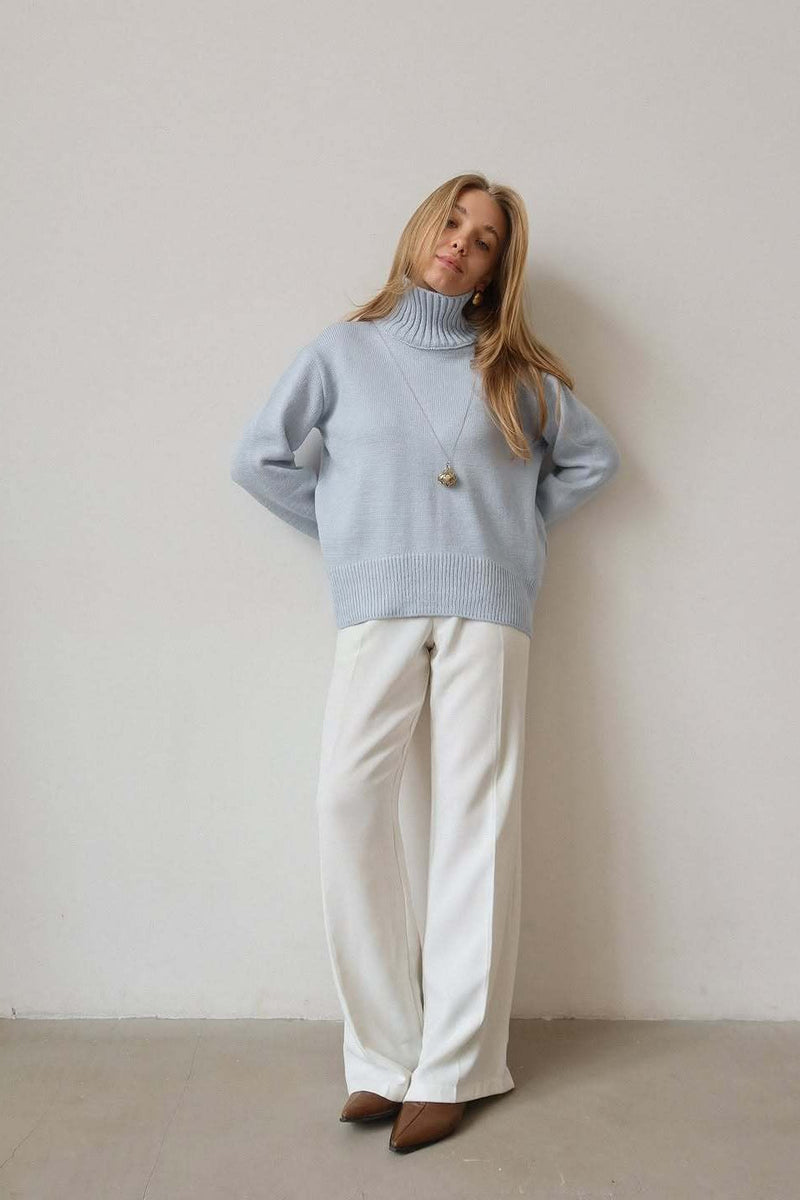 Beautifully Finished Sweater in a Timeless Design