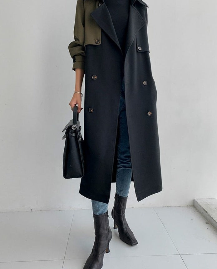 Well Tailored Coat with a Graceful Silhouette