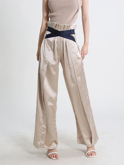 Classic Vintage Trousers with a Flattering Fit