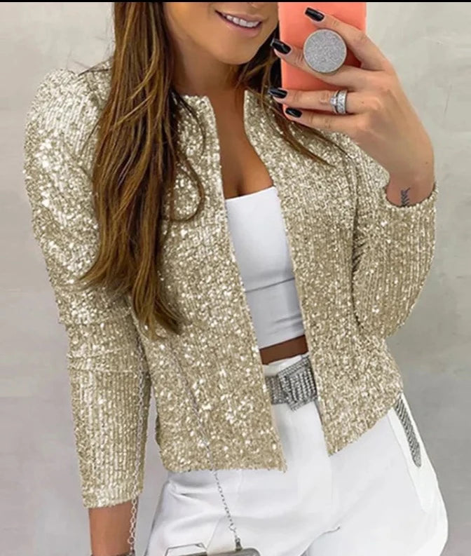 Gracefully Styled Jacket for Any Occasion