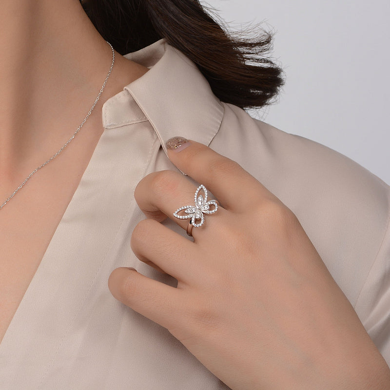 Beautifully Finished Garment in a Timeless Design