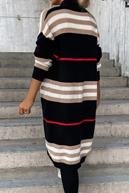Sophisticated Garment with a Clean Classic Look