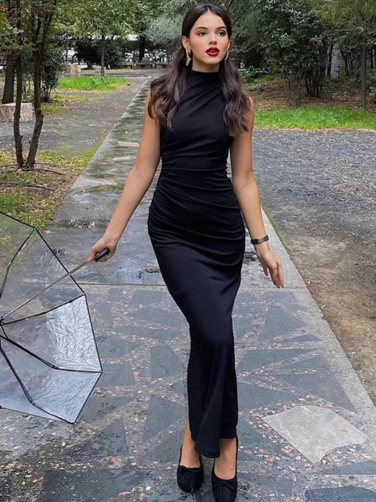 Sophisticated Dress with a Clean Classic Look