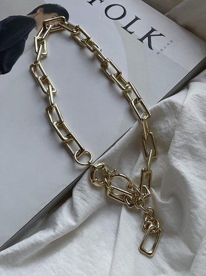 Sophisticated Garment with a Clean Classic Look