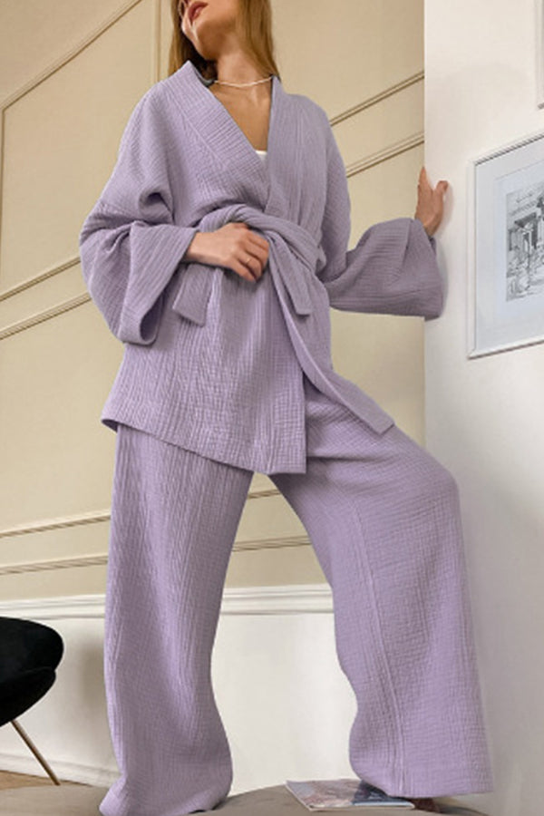 Classic Vintage Trousers with a Flattering Fit