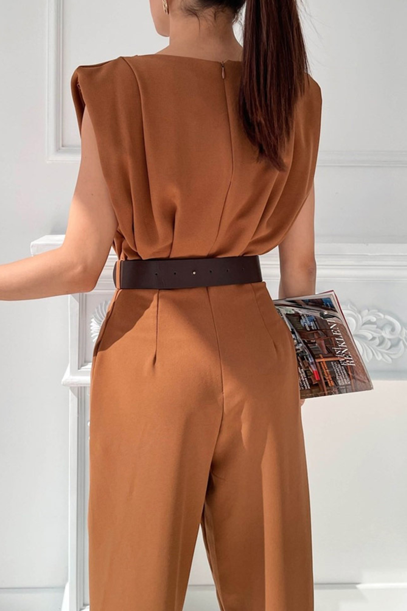 Gracefully Styled Garment for Any Occasion
