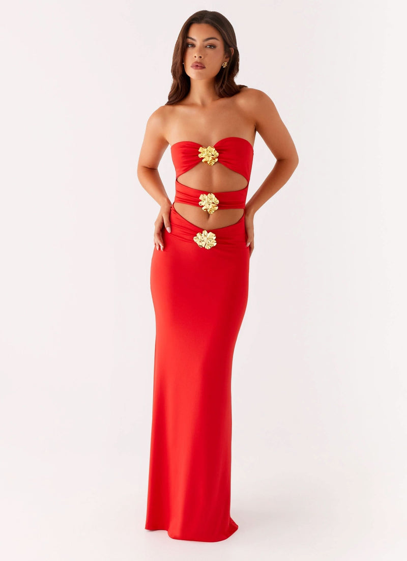 Well Tailored Dress with a Graceful Silhouette