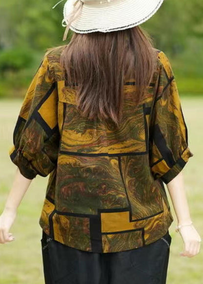Classic Vintage Shirt with a Flattering Fit