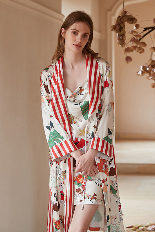 Effortlessly Elegant Garment with a Timeless Design
