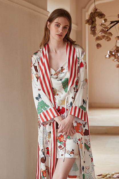 Effortlessly Elegant Garment with a Timeless Design
