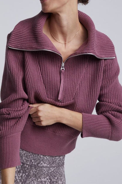 Well Tailored Top with a Graceful Silhouette