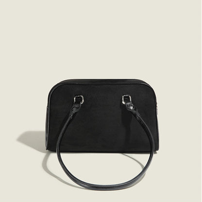 Polished Bag with an Effortless Classic Look