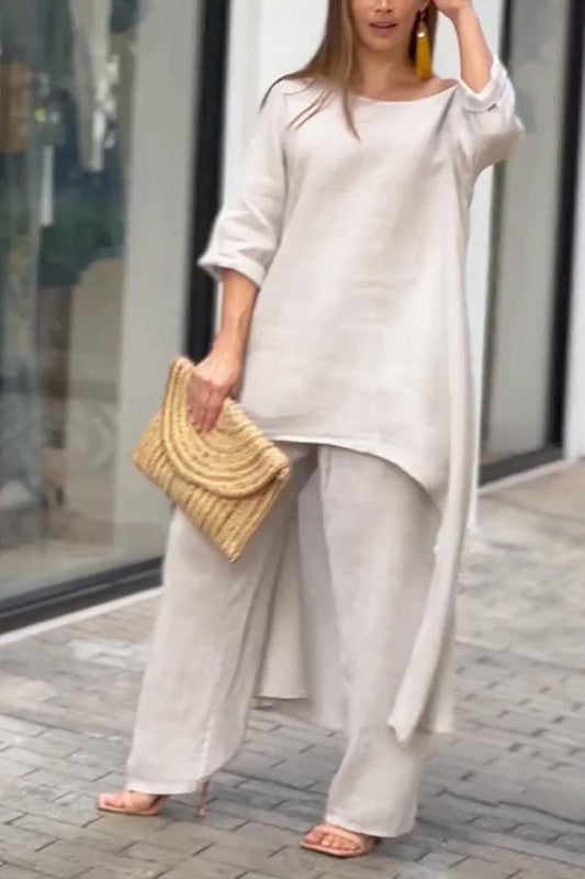 Effortlessly Elegant Garment with a Timeless Design