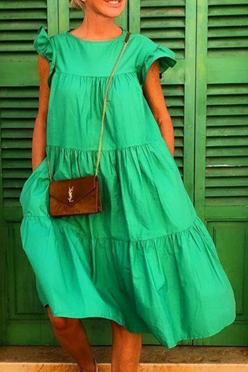 Well Tailored Dress with a Graceful Silhouette