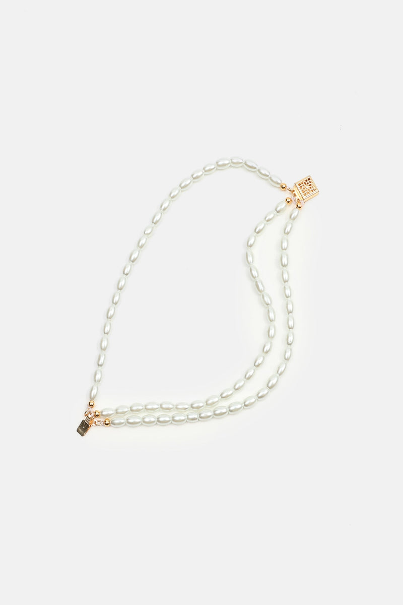 Effortlessly Elegant Garment with a Timeless Design