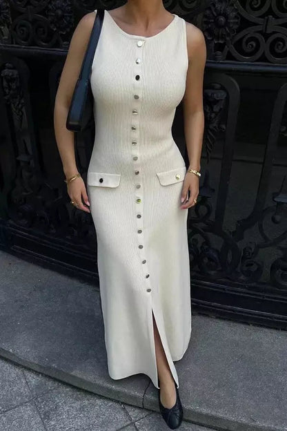 Well Tailored Garment with a Graceful Silhouette