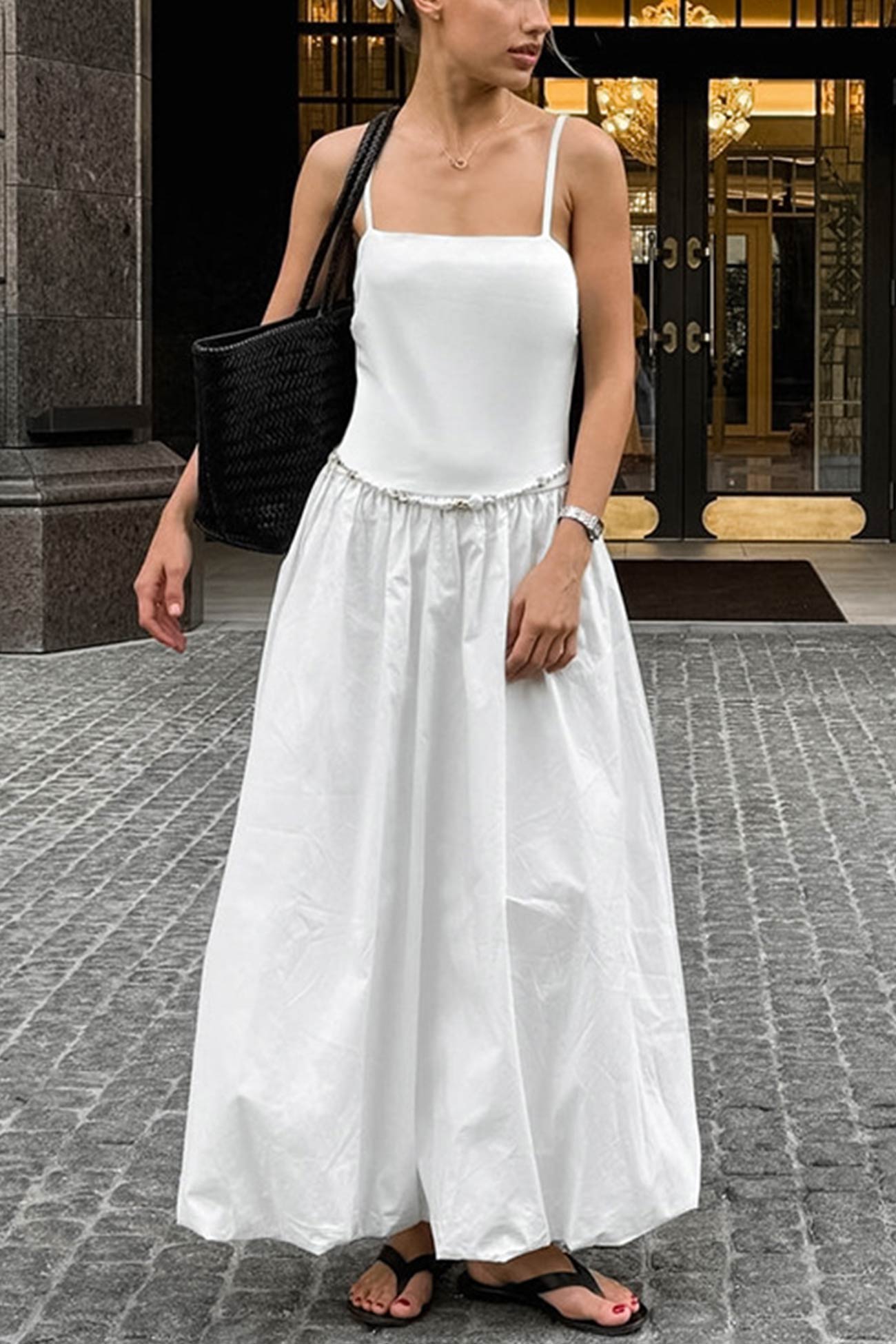 Classic Vintage Dress with a Flattering Fit