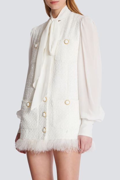 Effortlessly Elegant Dress with a Timeless Design