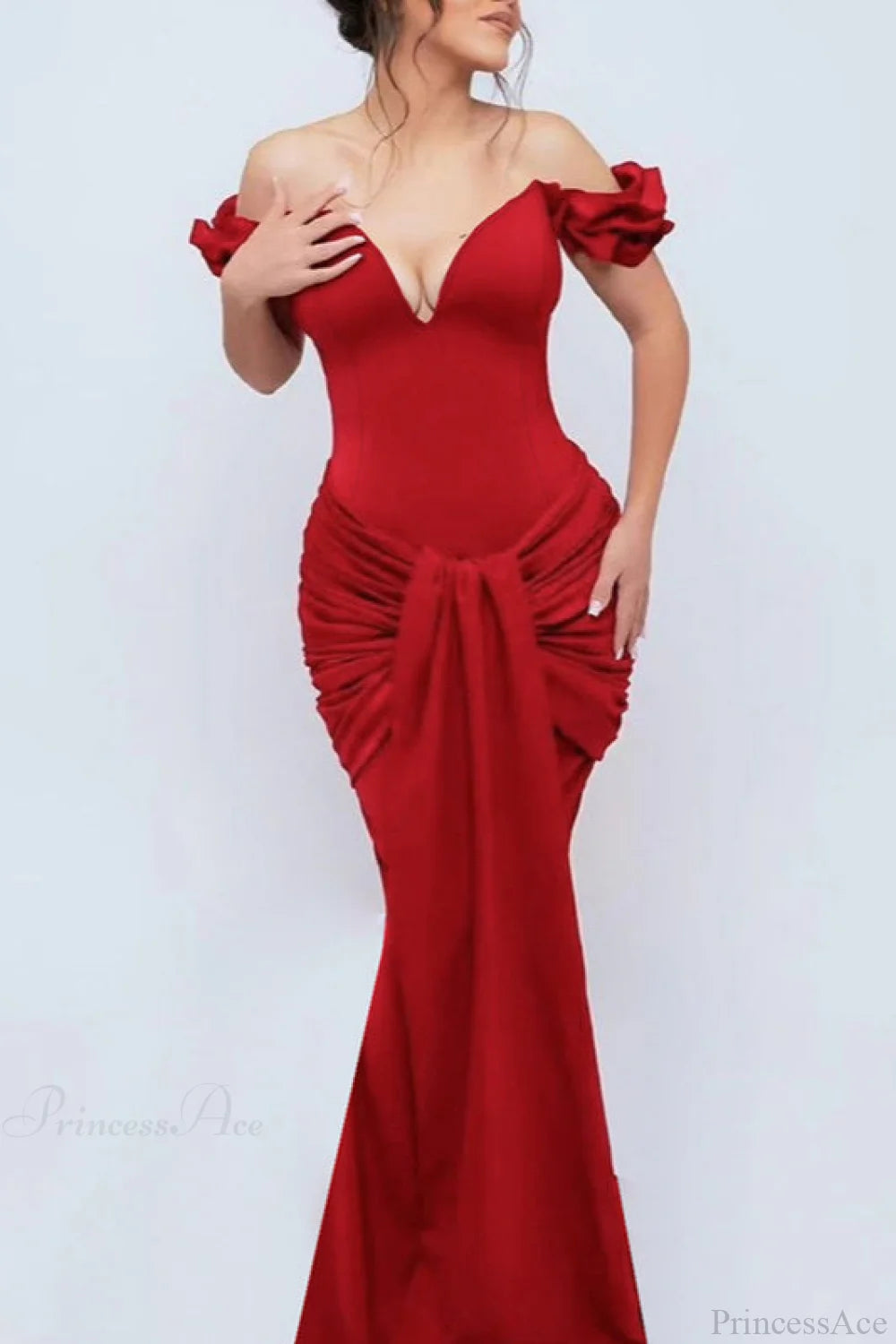 Gracefully Styled Dress for Any Occasion