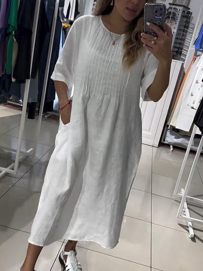 Well Tailored Dress with a Graceful Silhouette