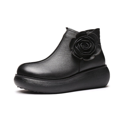 Well Tailored Boots with a Graceful Silhouette
