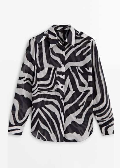 Beautifully Finished Shirt in a Timeless Design