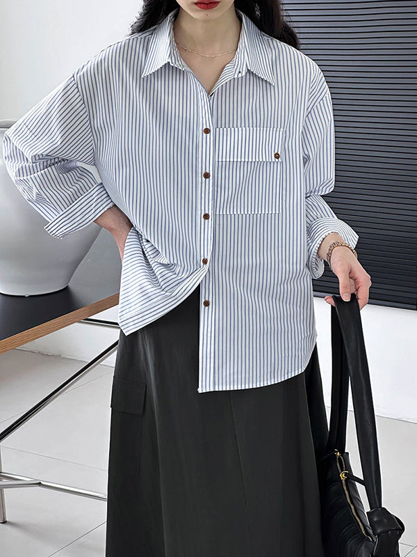 Classic Vintage Blouse with a Flattering Fit