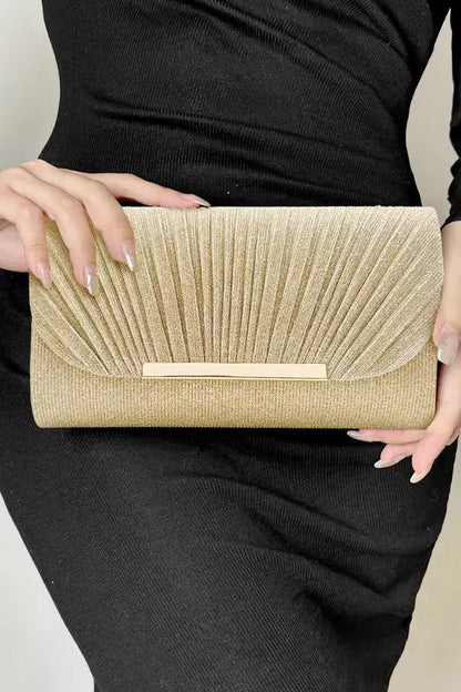 Sophisticated Bag with a Clean Classic Look