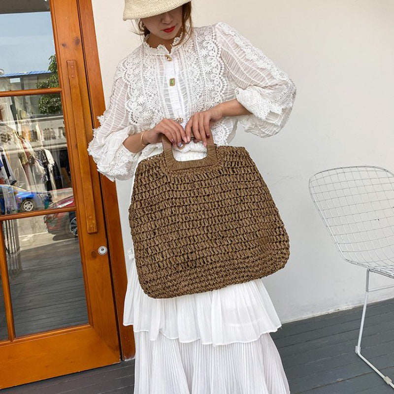 Sophisticated Bag with a Clean Classic Look