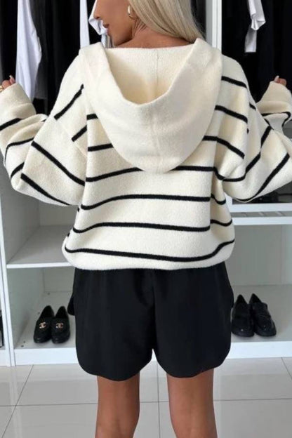 Gracefully Styled Cardigan for Any Occasion