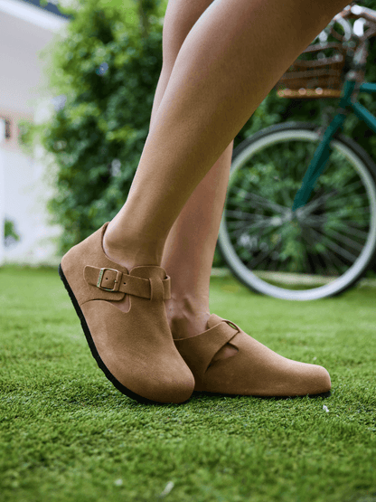 Gracefully Styled Garment for Any Occasion
