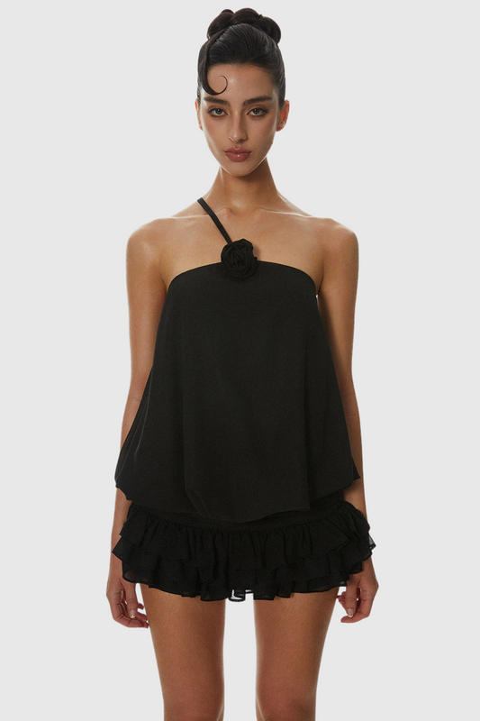 A Vintage Style Top with Delicate Timeless Details
