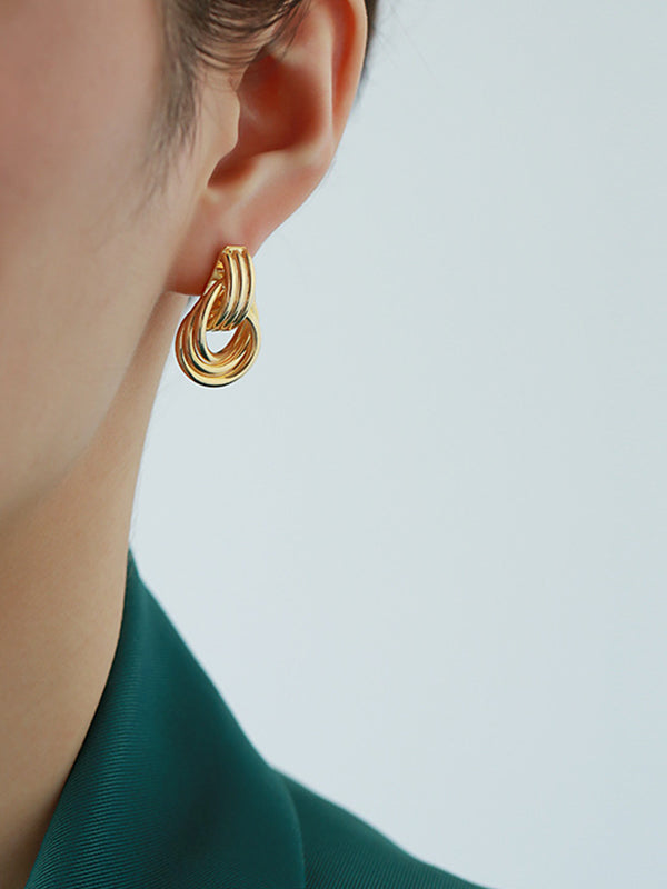 Beautifully Finished Garment in a Timeless Design
