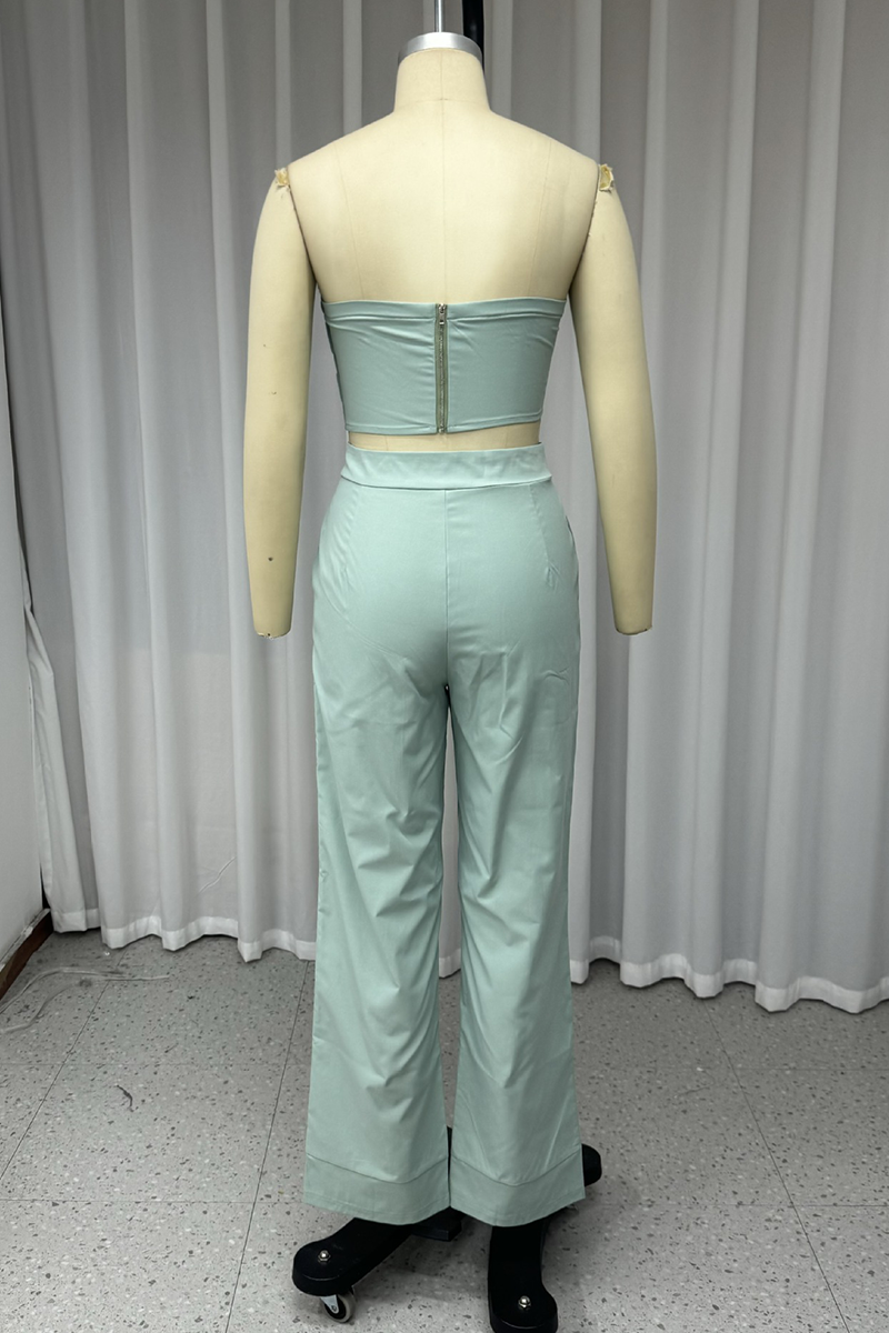 Well Tailored Garment with a Graceful Silhouette