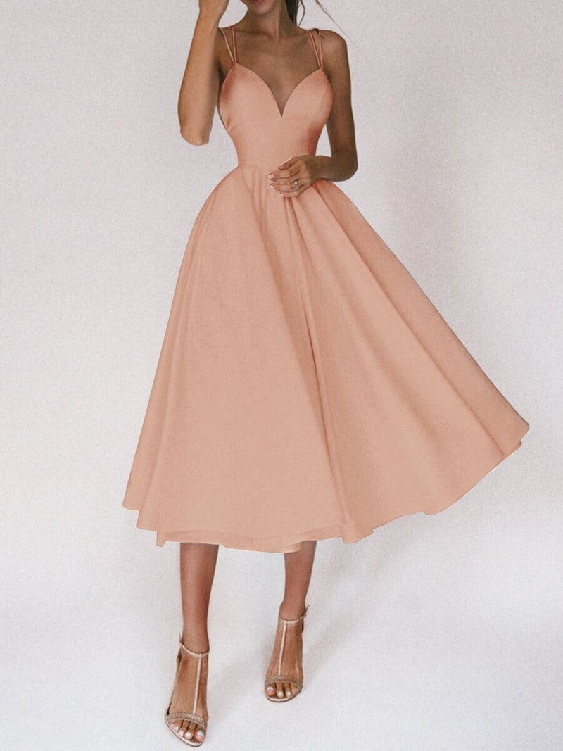 Sophisticated Garment with a Clean Classic Look