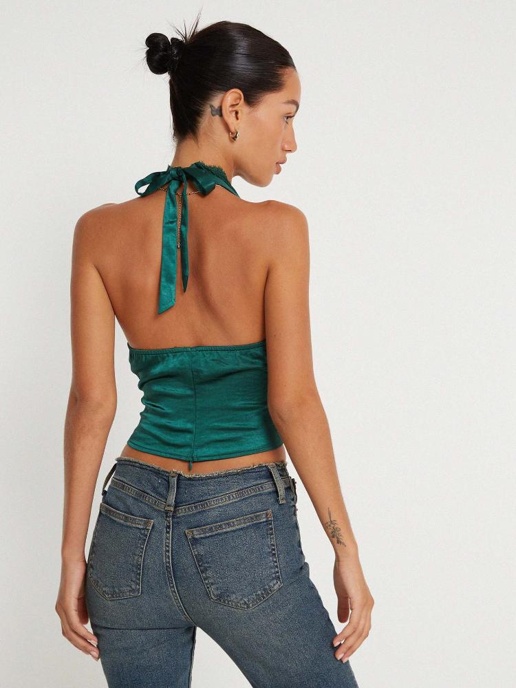 Beautifully Crafted Top in a Classic Style