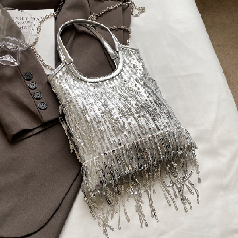 Gracefully Styled Bag for Any Occasion