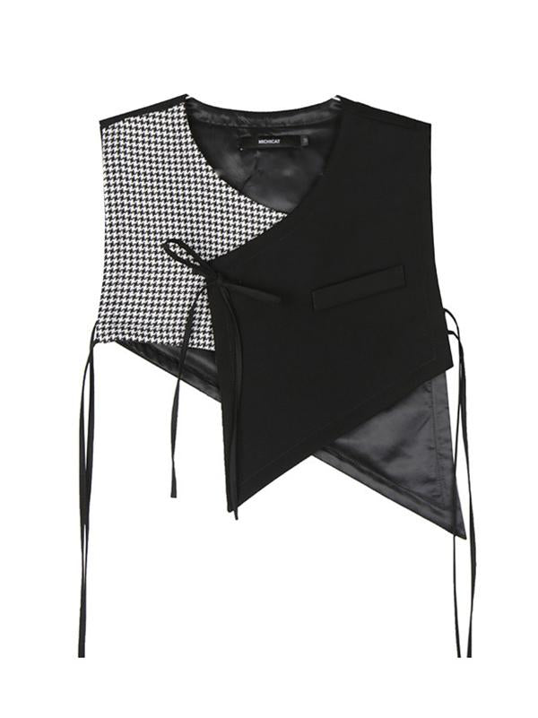 Sophisticated Garment with a Clean Classic Look
