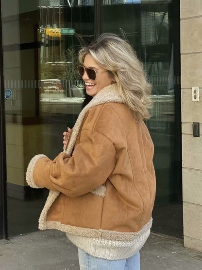 Elegantly Styled Jacket for Everyday Wear