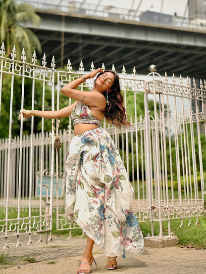 Effortlessly Elegant Garment with a Timeless Design