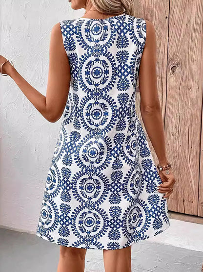 Classic Vintage & Enduringly Stylish Dress