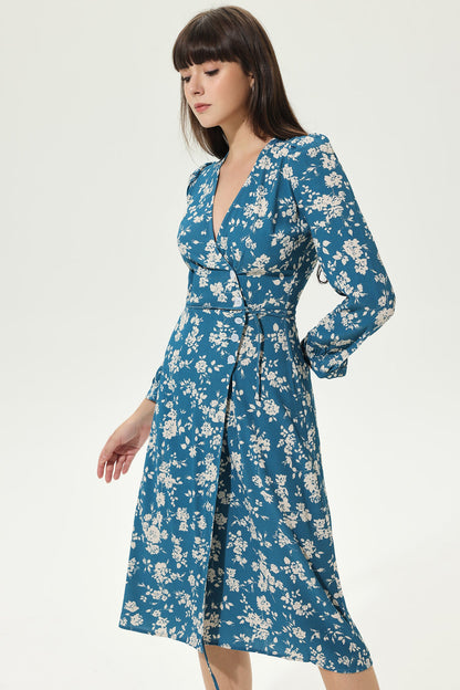 Elegantly Styled Dress for Everyday Wear