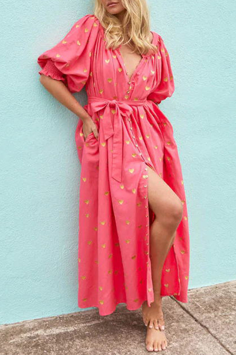 Beautifully Finished Dress in a Timeless Design