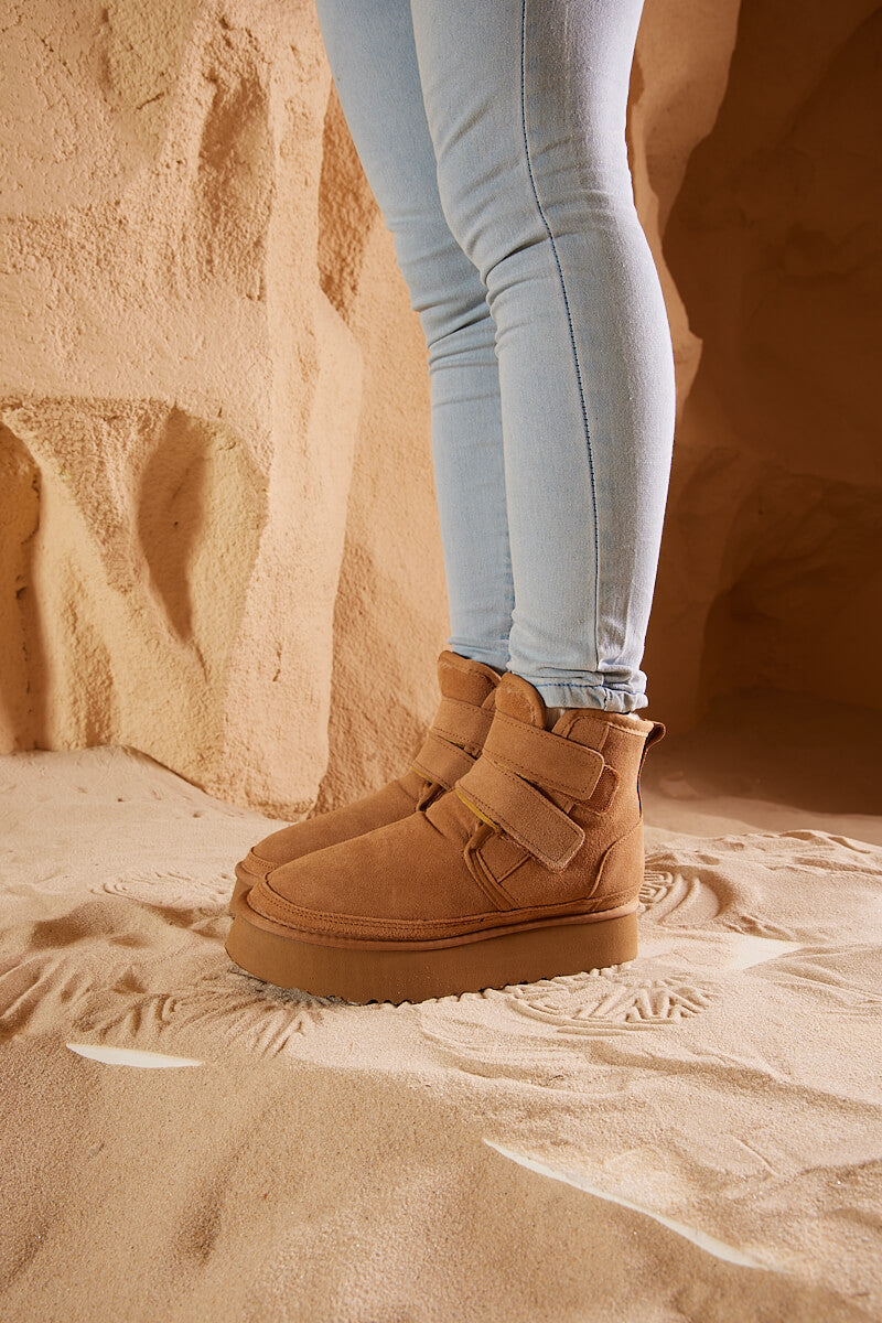 Beautifully Finished Boots in a Timeless Design